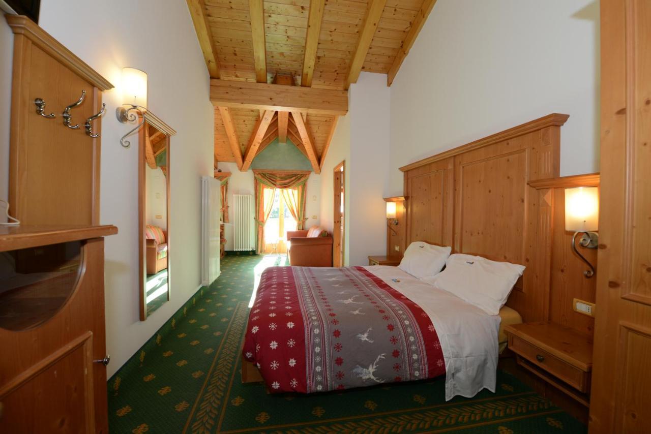 Hotel Sole Passo del Tonale Exterior photo
